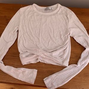 hollister white cropped long sleeve with twist at bottom (fits XS too)